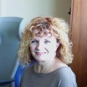 Meet your Posher, Roxanne